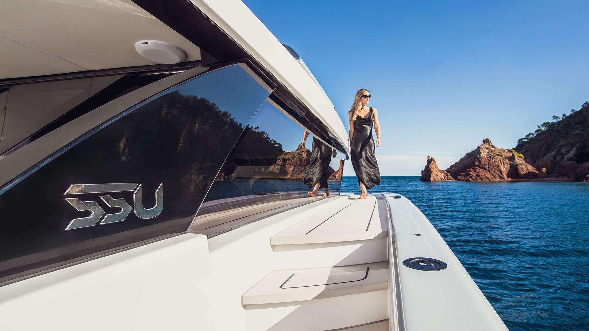 Sunreef 55 Ultima Electric — deck view